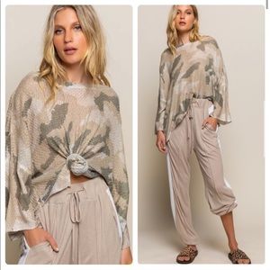 🔁 Lightweight Camo Top